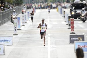 O etíope Belay Bezabh vence a São Silvestre; brasileiro Daniel Nascimento chega em segundo